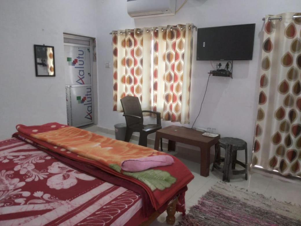Happy Khajuraho Home Stay Extérieur photo