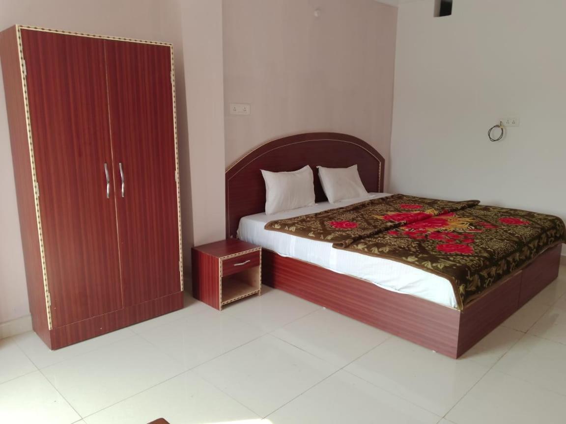 Happy Khajuraho Home Stay Extérieur photo